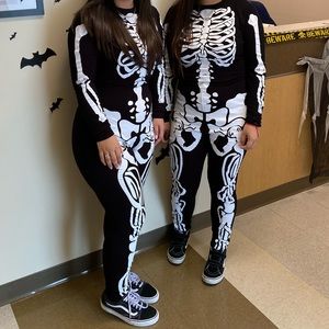 Skeleton costume